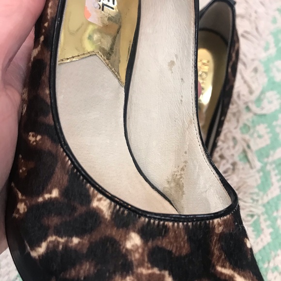 MICHAEL Michael Kors Calf Hair Leopard Peep Toes - Picture 7 of 7